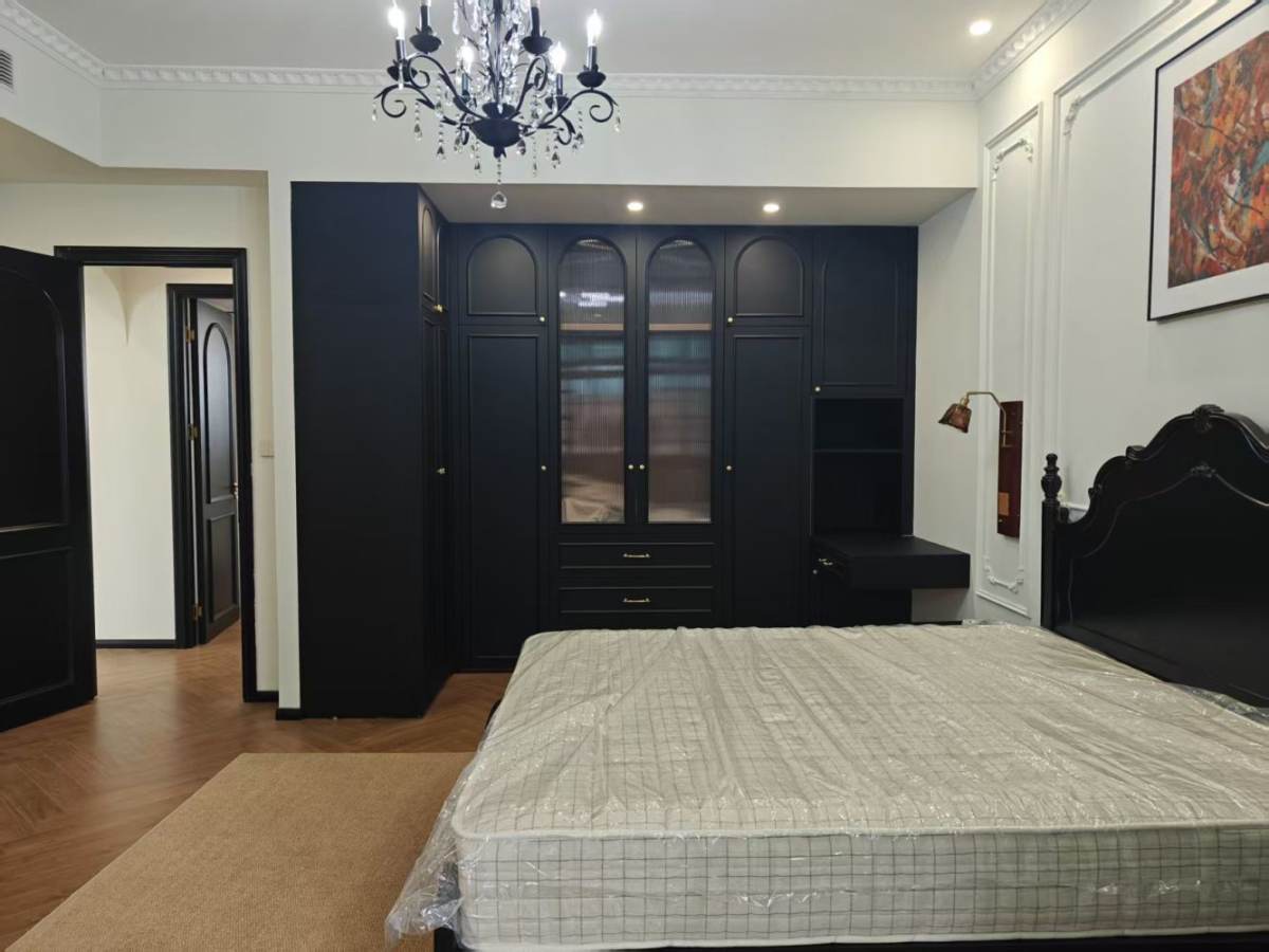 Housing image — Bedroom