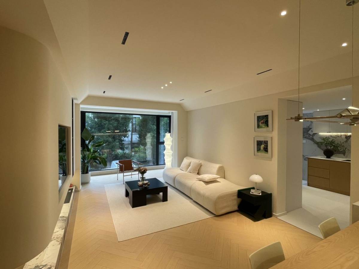 Housing image — Living Room
