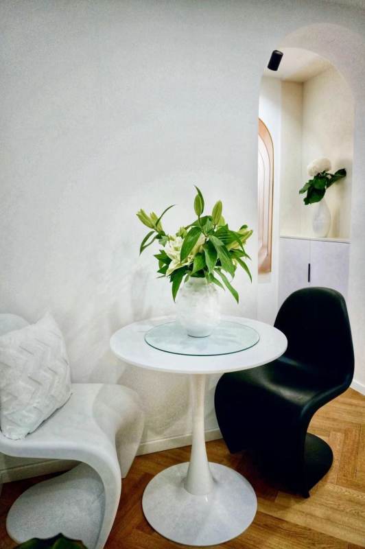 Housing image — Dining Area