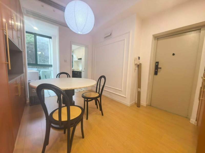 Housing image — Dining Area