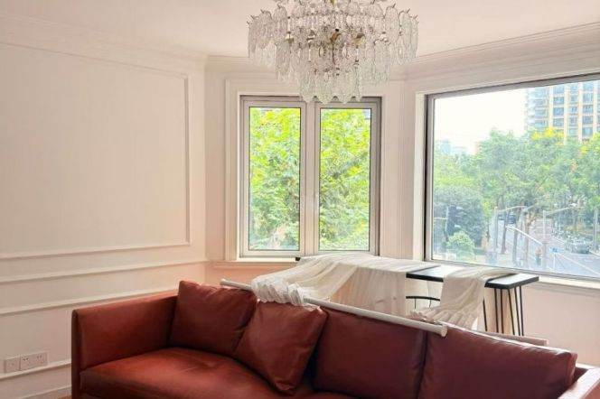3BR Apartment in Old Xuhui (L9/L12)