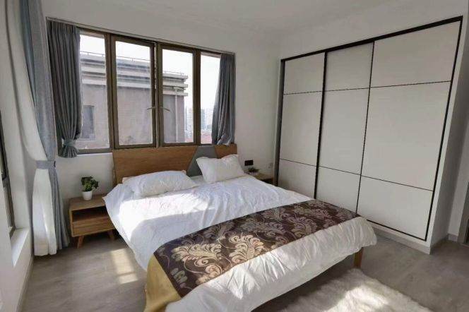 4BR Apartment in Jing'an with Terrace (L13/L14)