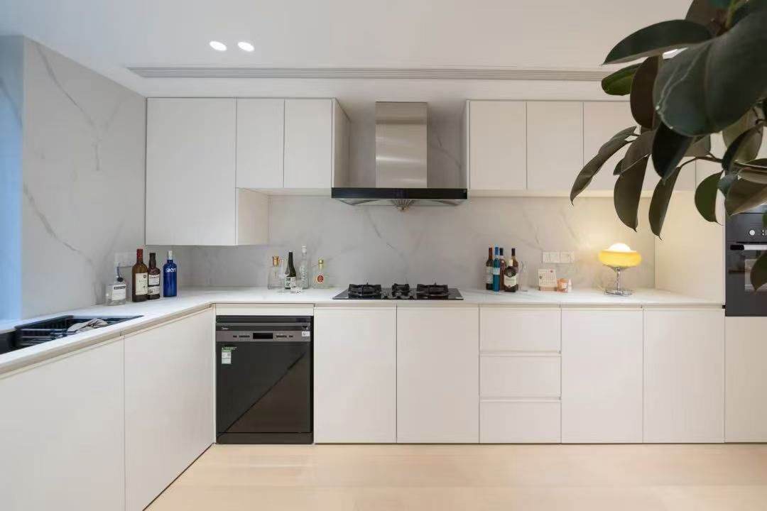 Housing image — Kitchen
