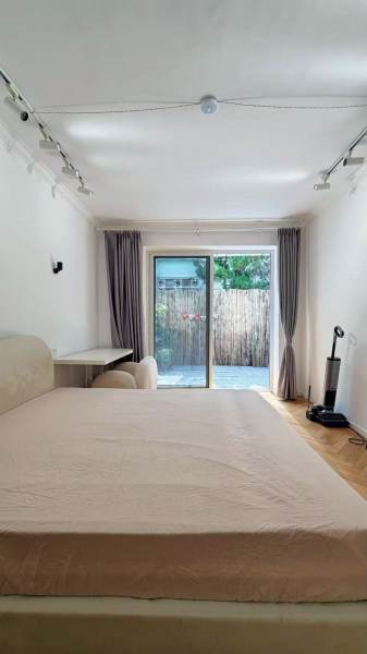 Housing image — Bedroom