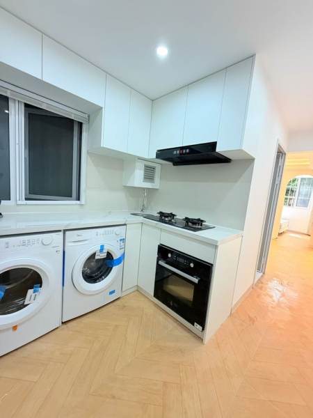 Housing image — Kitchen