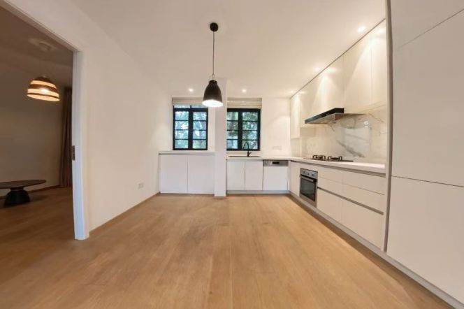 2BR Heritage Apartment in Old Xuhui (L1/L7/L9)