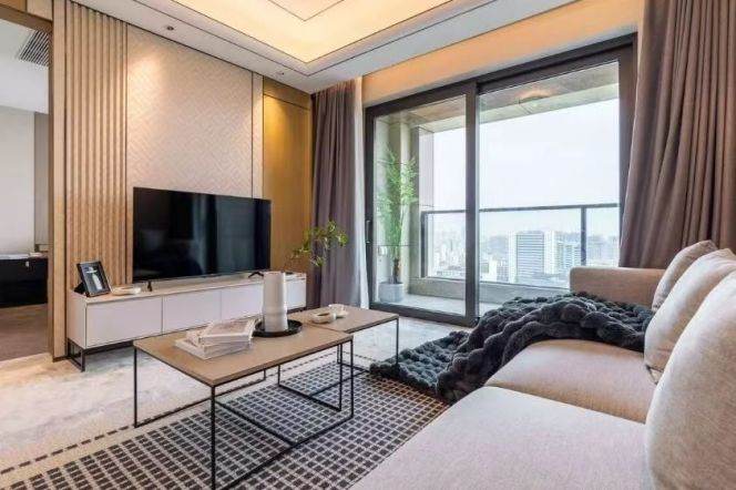 High-Floor 3BR Apartment near Wuzhong Road Metro