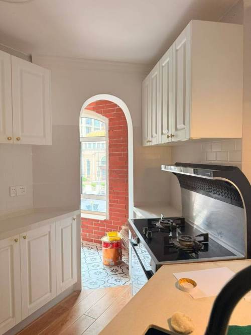 Housing image — Kitchen