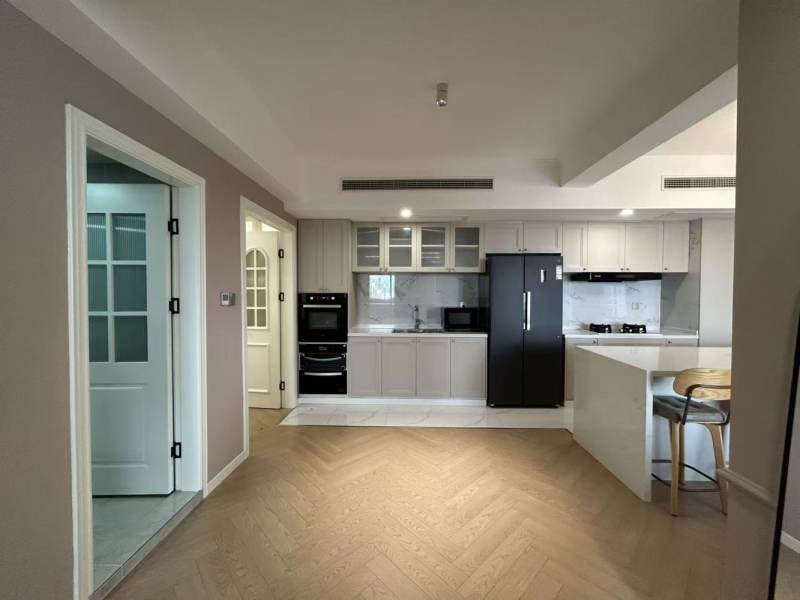 Housing image — Kitchen