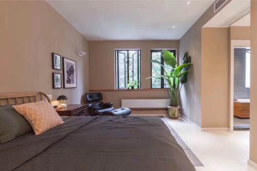 Housing image — Bedroom