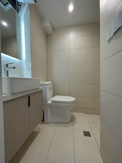 Housing image — Bathroom