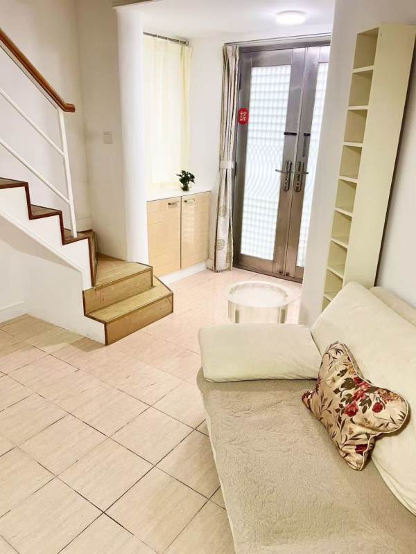 Housing image — Living Room