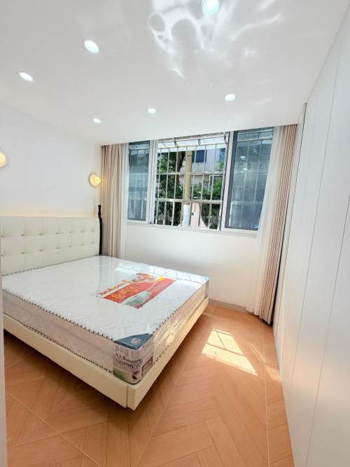 Housing image — Bedroom