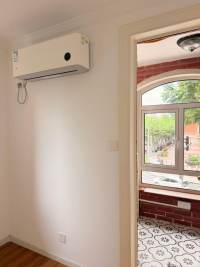 Housing image — Balcony