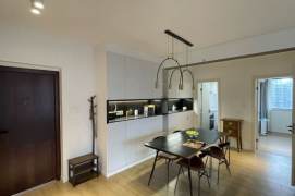 2BR Apartment in Jing'an (L14)