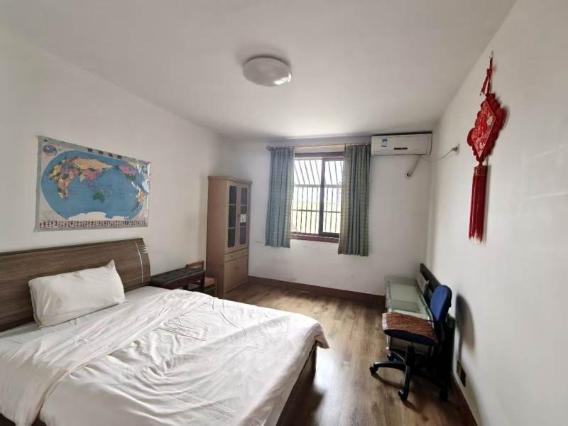 Housing image — Bedroom