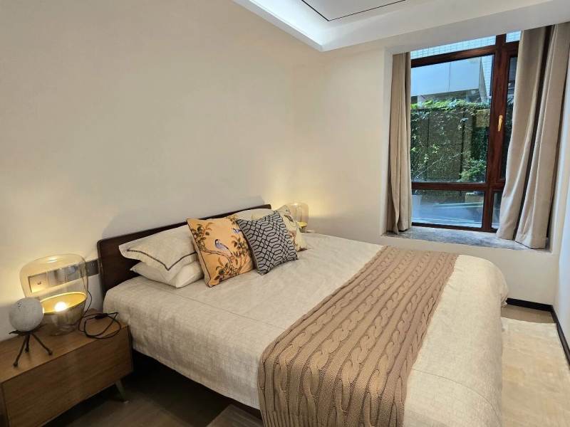 Housing image — Bedroom
