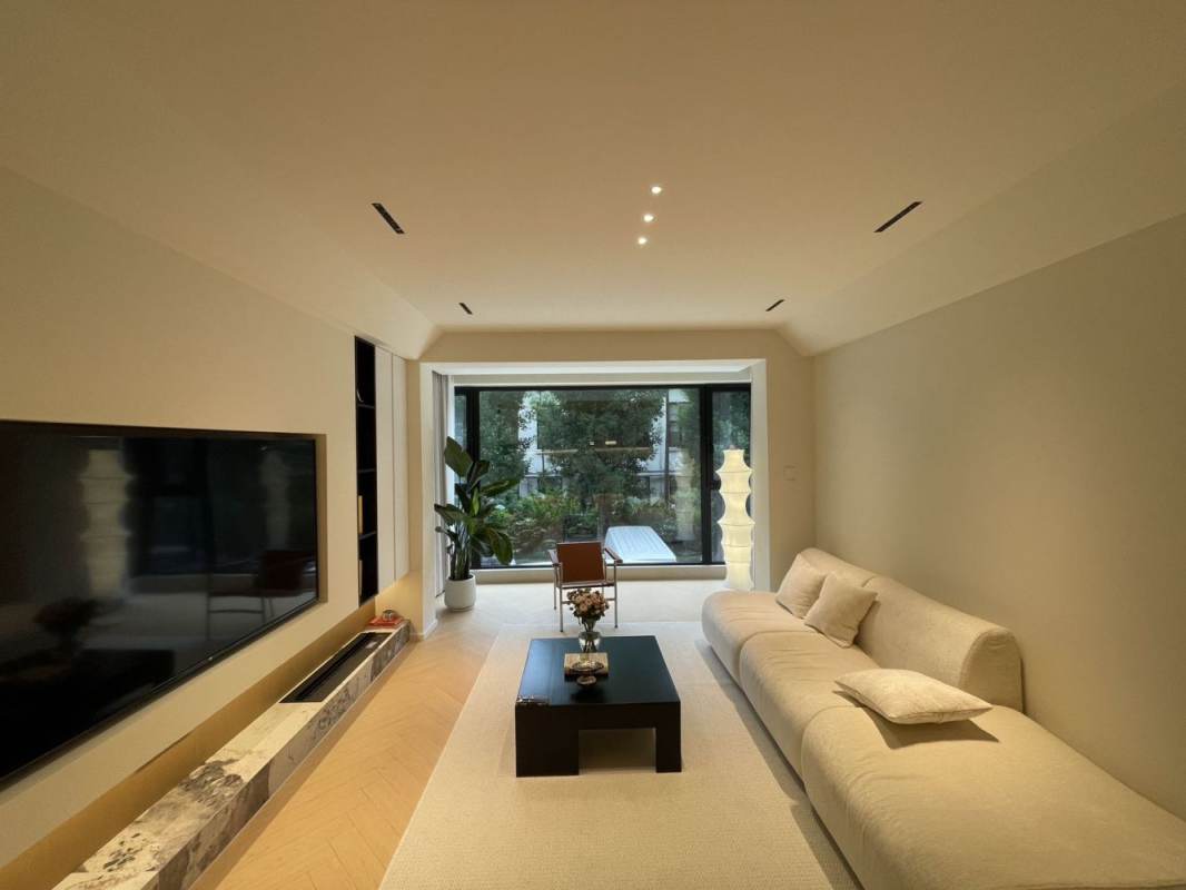 Housing image — Living Room