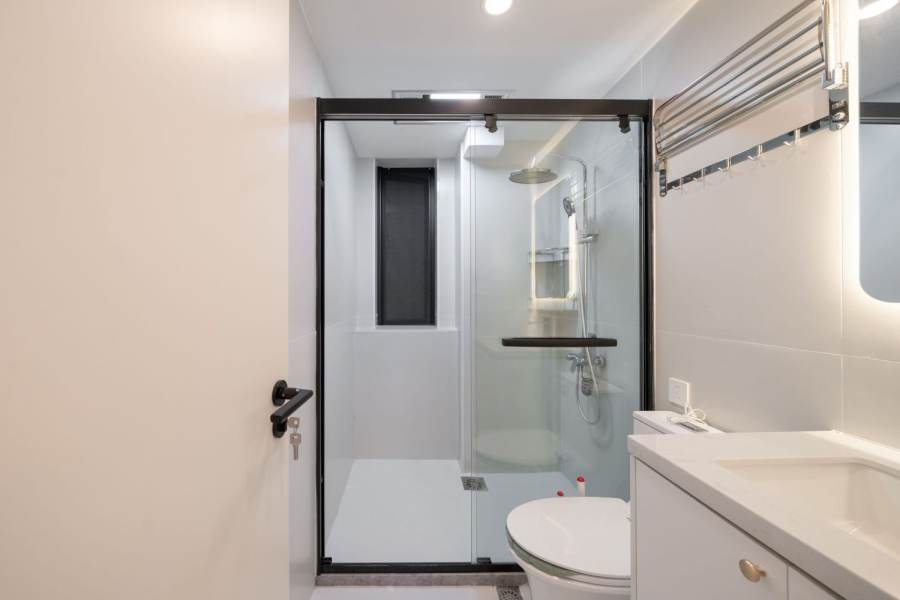 Housing image — Bathroom