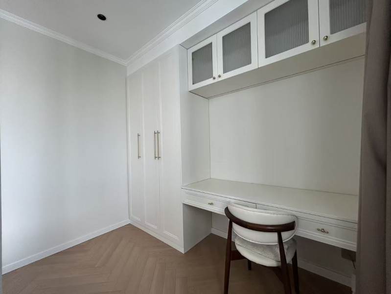 Housing image — Bedroom