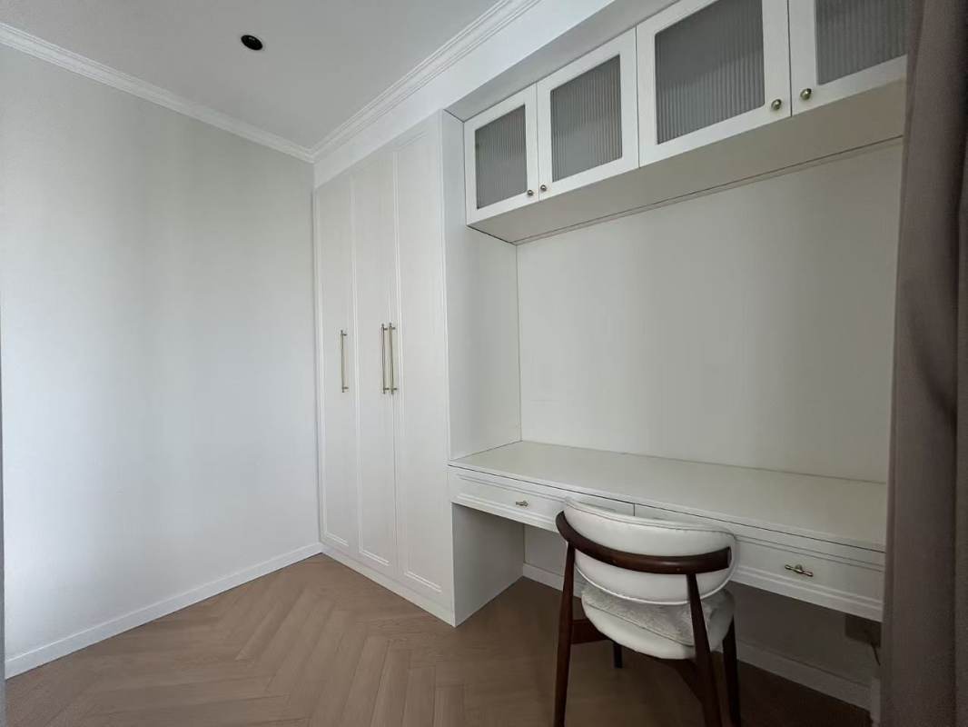 Housing image — Bedroom