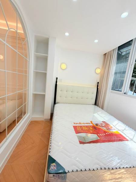 Housing image — Bedroom