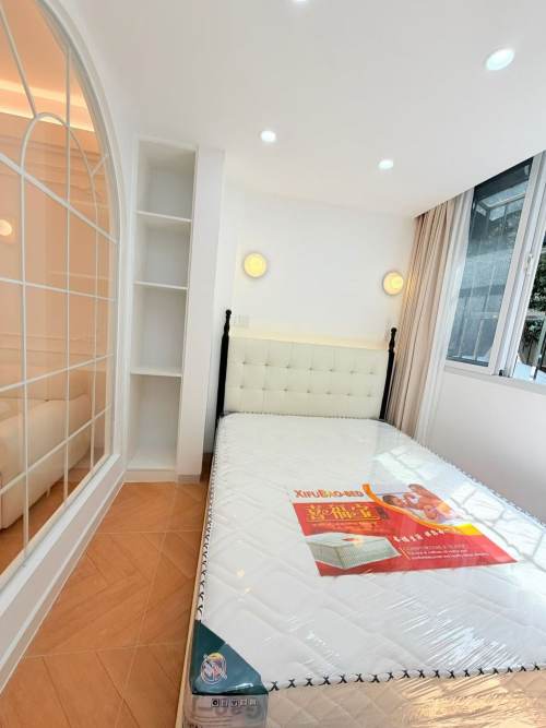 Housing image — Bedroom