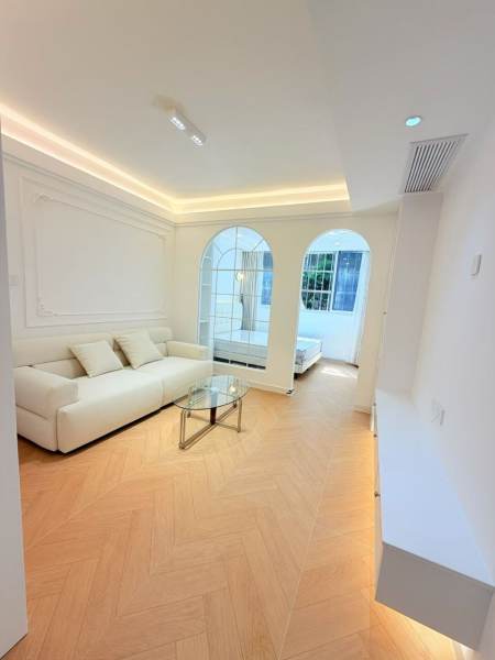 Housing image — Living Room