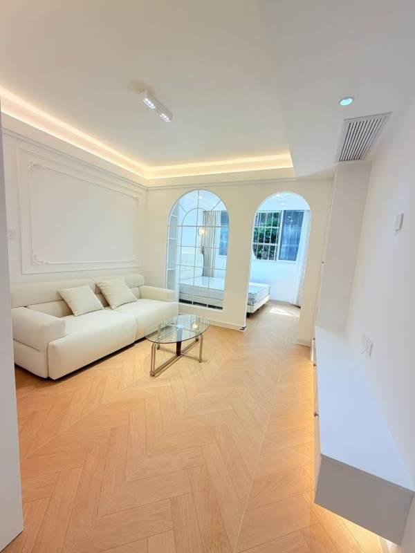 Housing image — Living Room