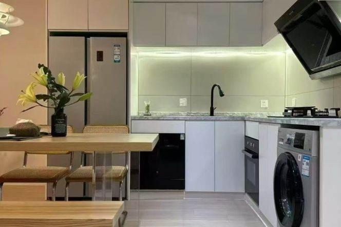 2BR Heritage Apartment at Yongjia New Village with Floor-to-Ceiling Windows (L1)