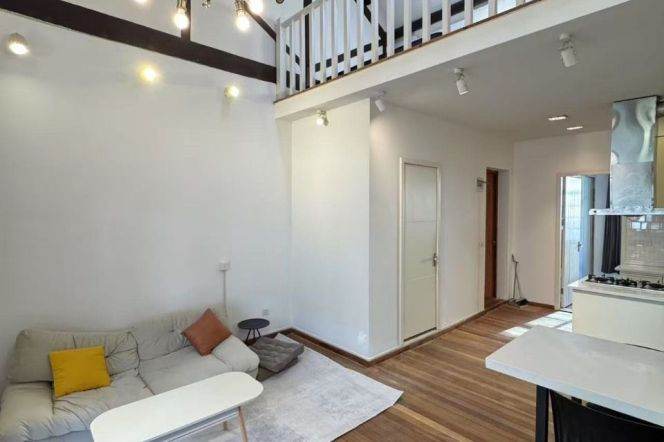 High-Ceiling Historic 2BR Lane House in Jing'an (L2/L12/L13)