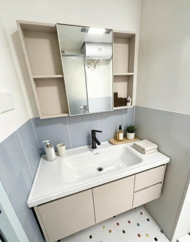 Housing image — Bathroom