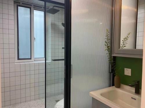 Housing image — Bathroom