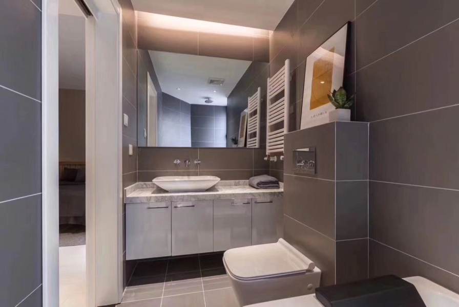 Housing image — Bathroom
