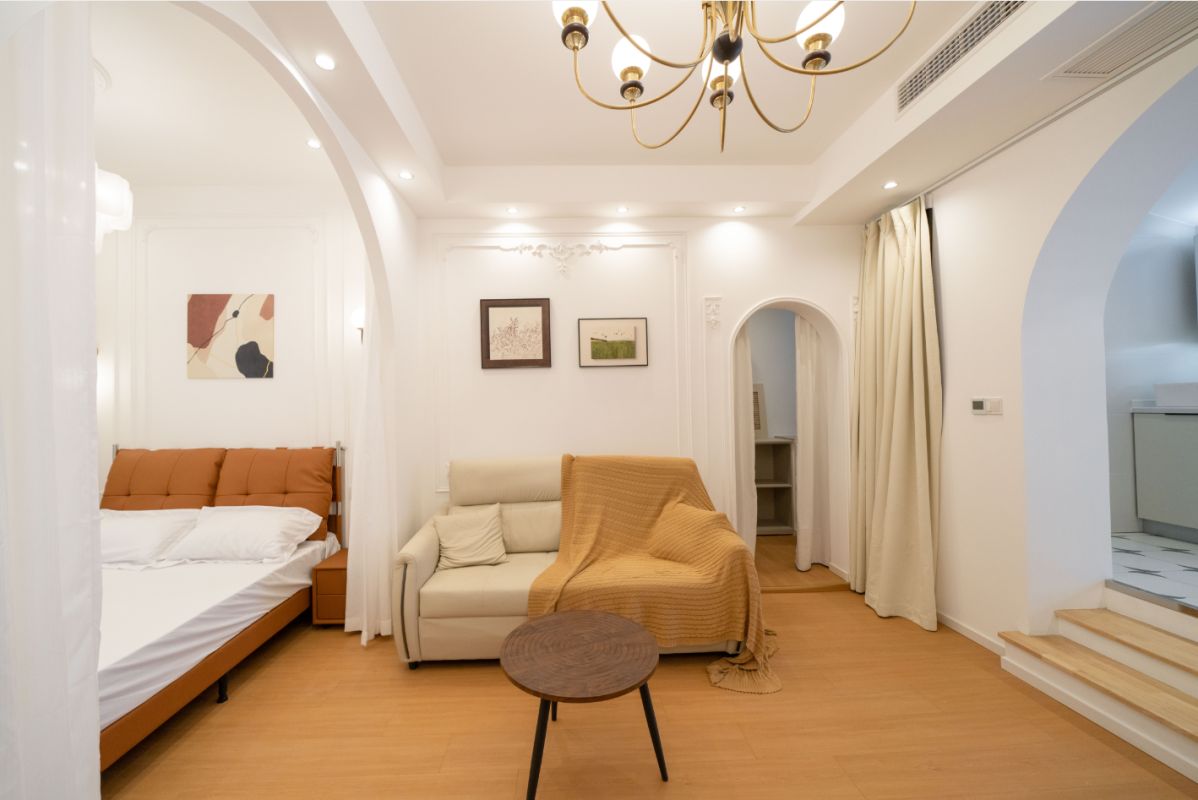 Housing image — Living Room