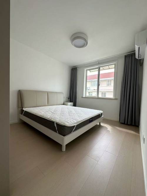Housing image — Bedroom