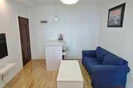High-Floor 1BR Apartment near Zhongshan Park