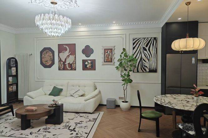 Spacious High-Ceiling Historic 2BR Apartment in Old Xuhui (L1/L7)