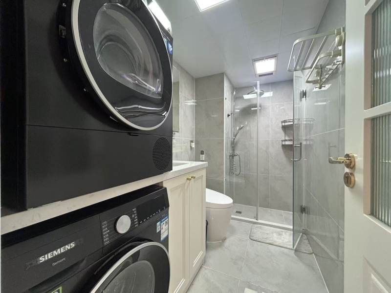 Housing image — Bathroom
