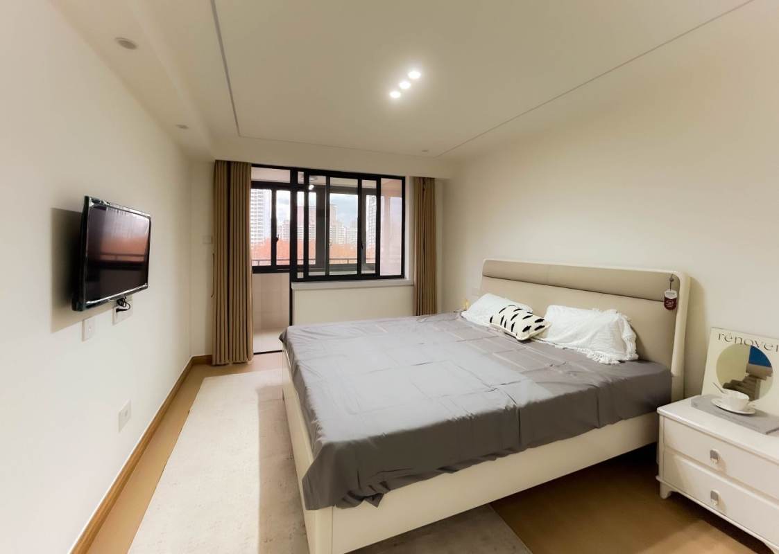 Housing image — Bedroom