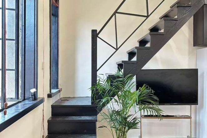 1BR Lane House at Jing'an Villa (L2/L12/L13)