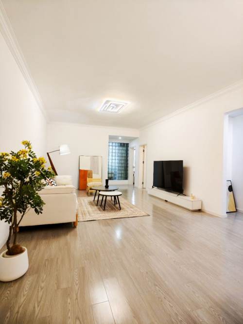 Housing image — Living Room