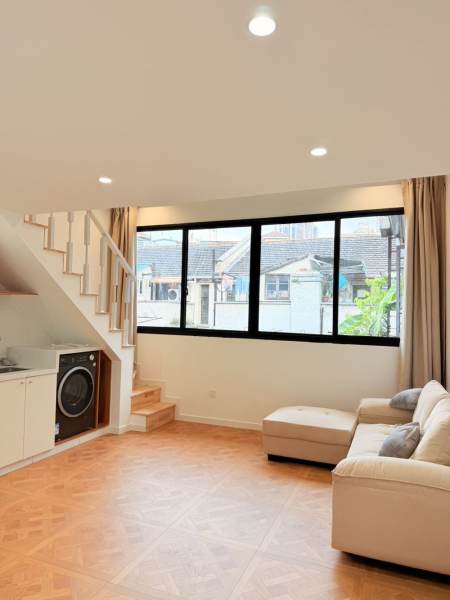 Housing image — Living Room