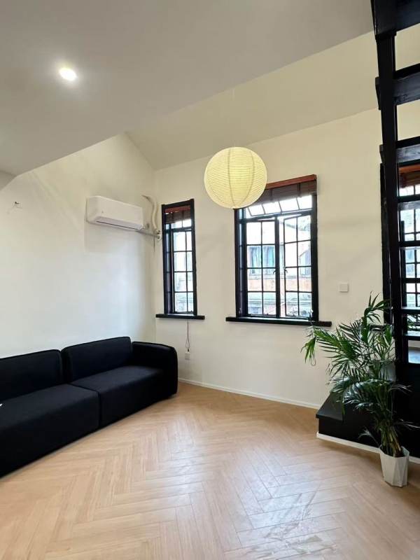 Housing image — Living Room
