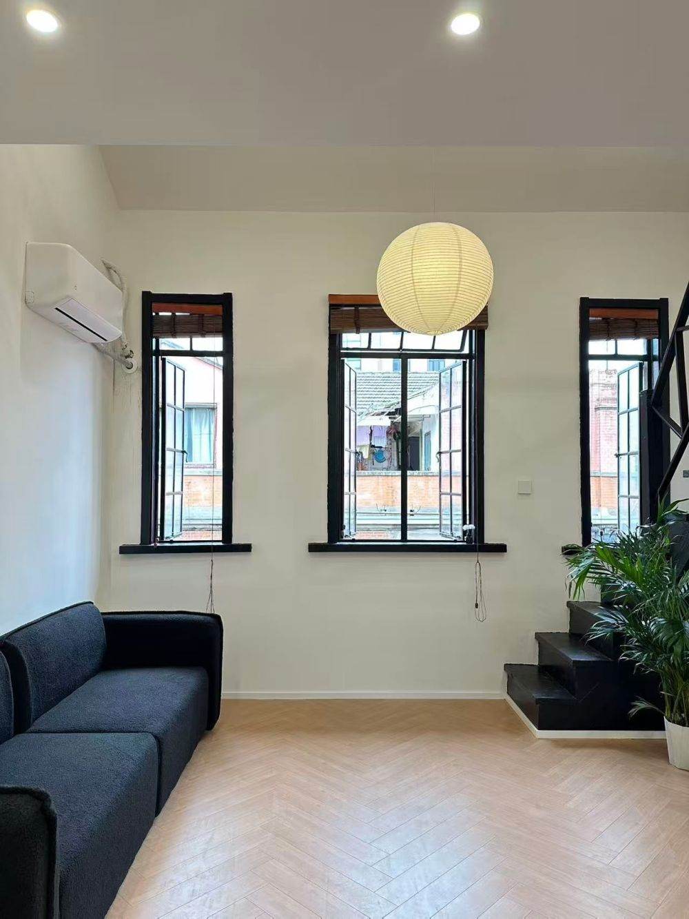 Housing image — Living Room