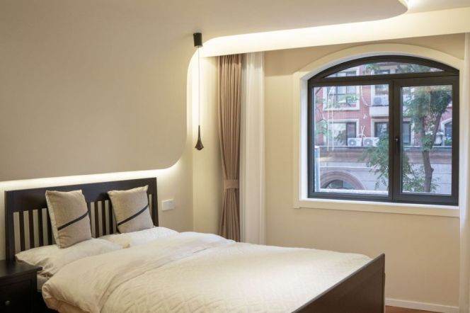 Spacious 3BR Apartment in Old Xuhui (L9/L12)