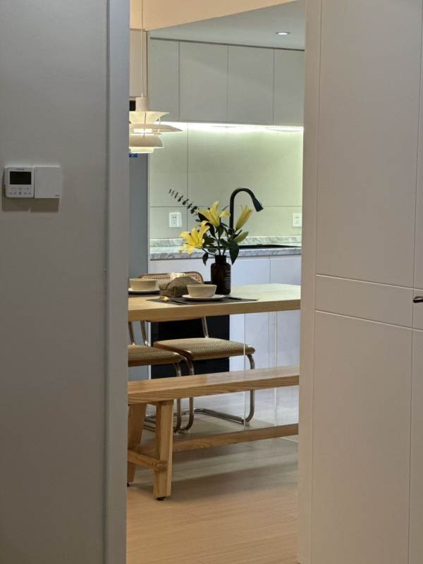 Housing image — Dining Area