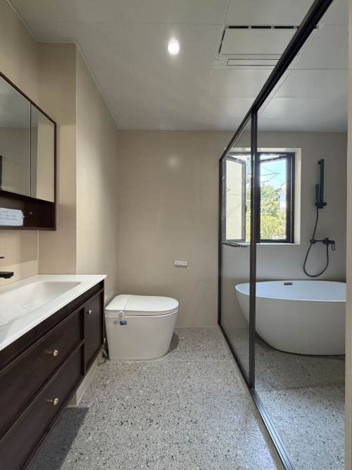 Housing image — Bathroom