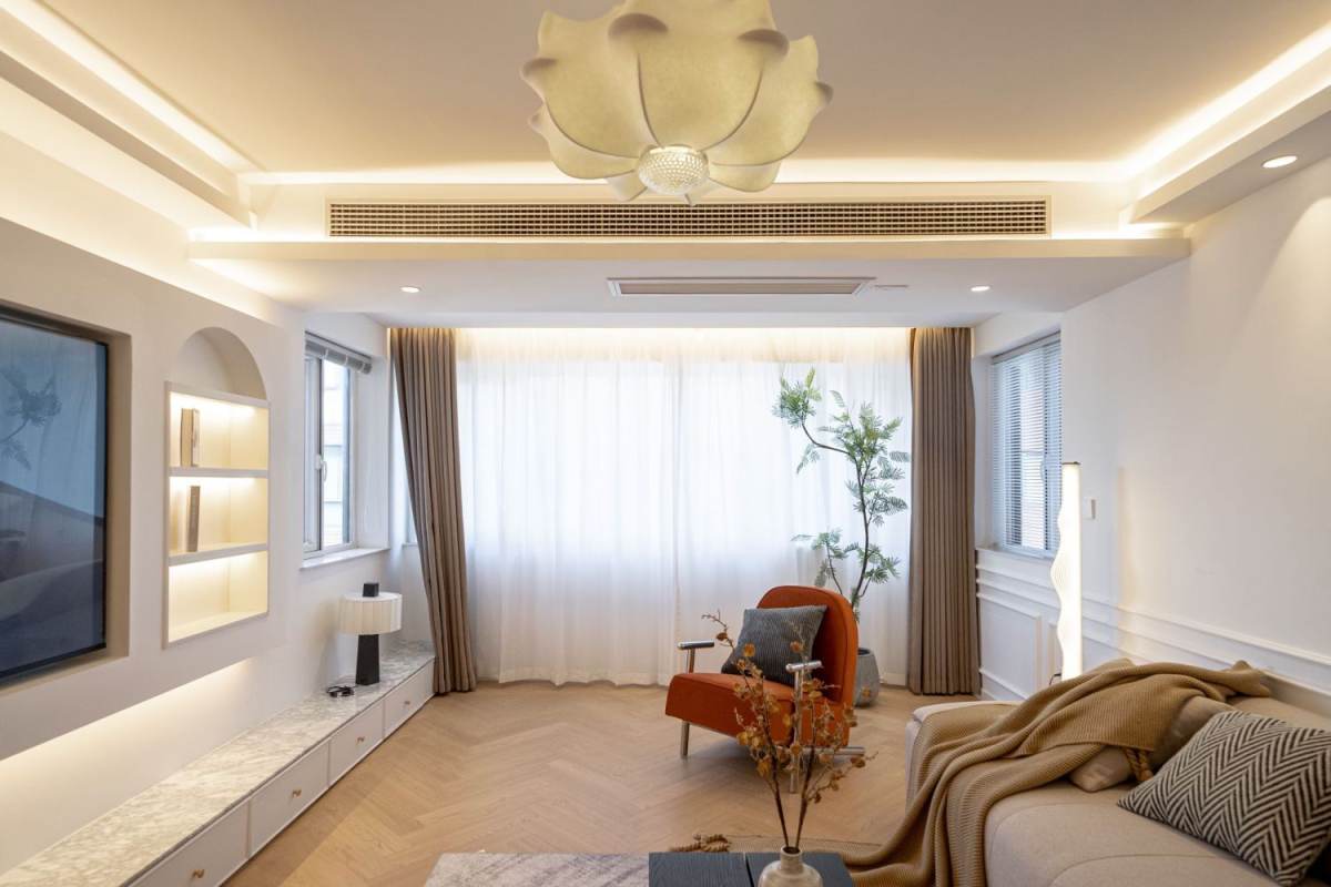 Housing image — Living Room