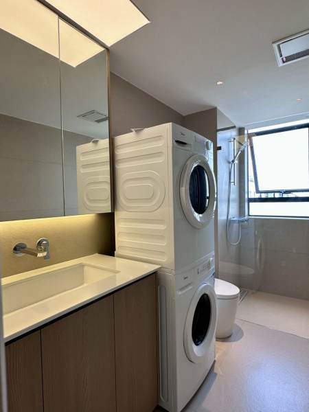 Housing image — Bathroom